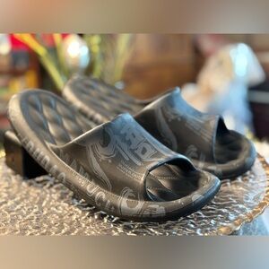 QUOPVN Chunky Slide Sandals Black Graphic Unisex Comfort Cloud Slides W 8 M 7